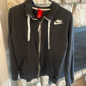 Nike jacket size medium like new